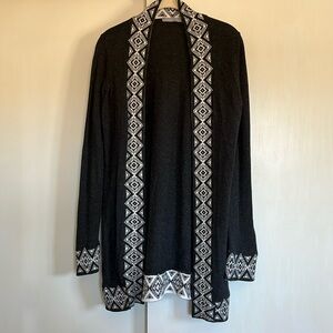 Octavia | M | EUC | cardigan